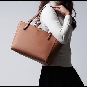 Tory Burch Small York' Leather Buckle Tote